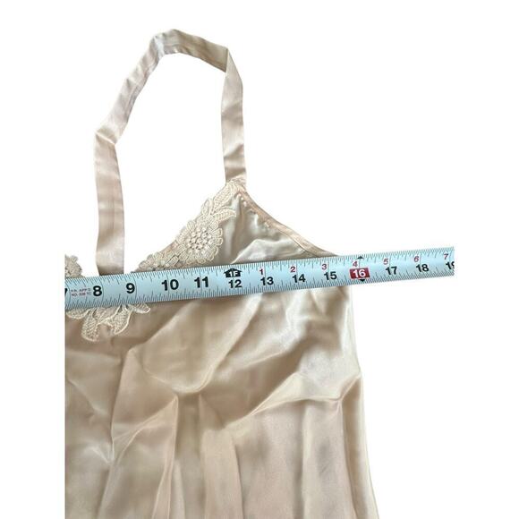 Vanity Fair Women's Beige V-Neckline Sleeveless Nightgown Size 32 - Picture 7 of 8